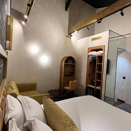 Du Cadran Hotel 4*