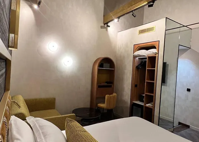 Du Cadran Отель 4*