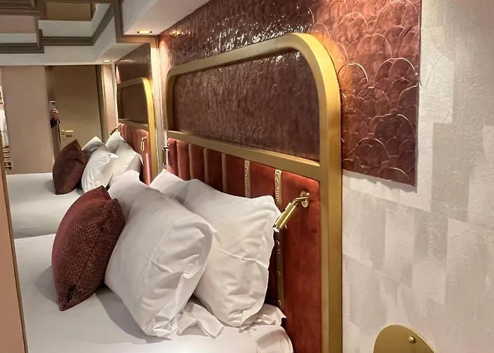 Du Cadran Hotel Parigi