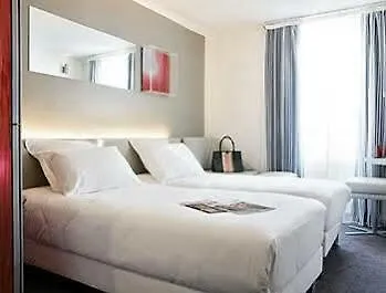 Hotel Du Cadran Paris