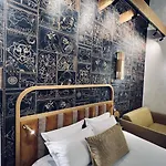 Du Cadran Hotel