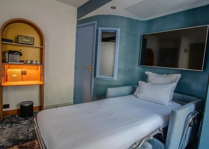 دو كادرون فندق