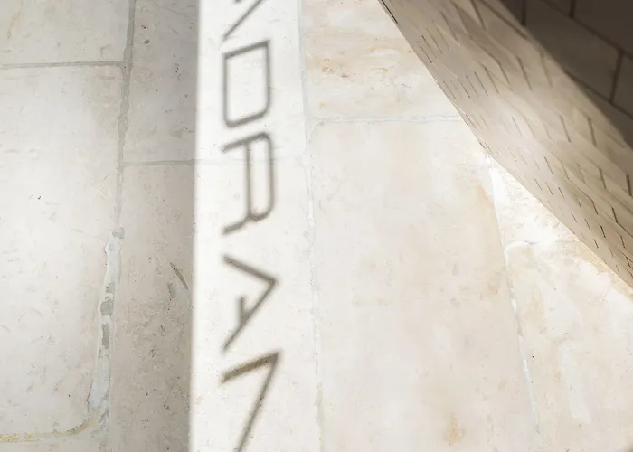 دو كادرون 4*