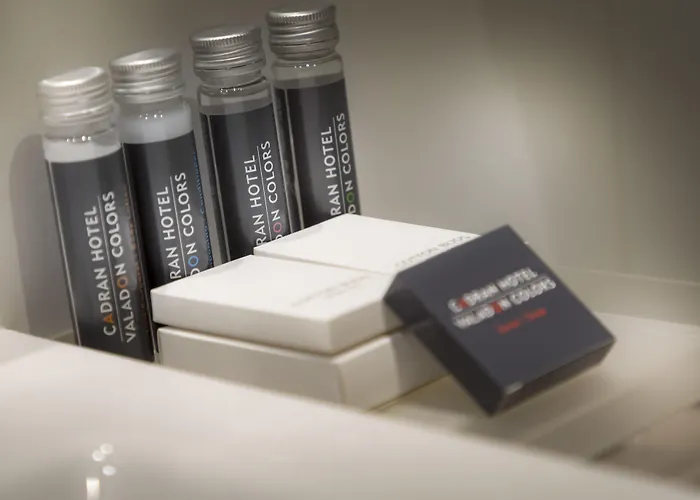 دو كادرون باريس