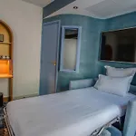 Du Cadran Hotel