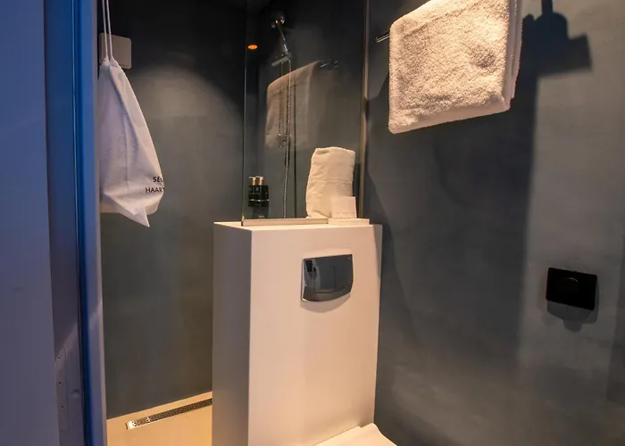 Hotel Du Cadran Paris