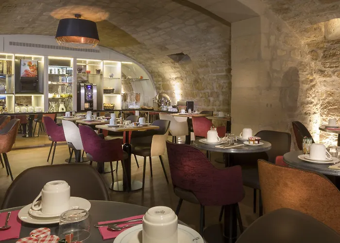 Du Cadran Hotel